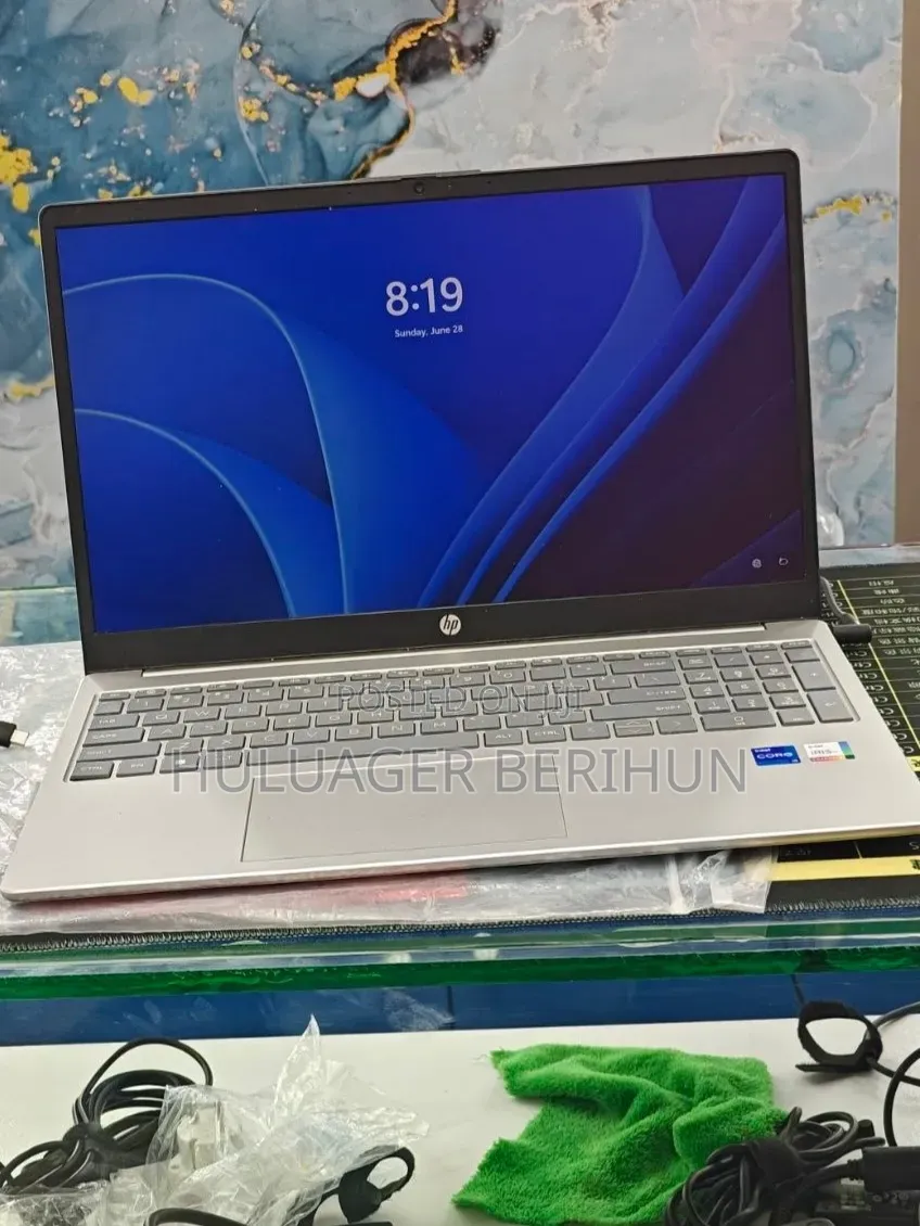 New Laptop HP Stream Notebook 16GB Intel Core i5 SSD 1T