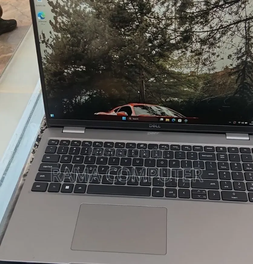 New Laptop Dell Latitude 5540 16GB Intel Core i7 SSD 512GB