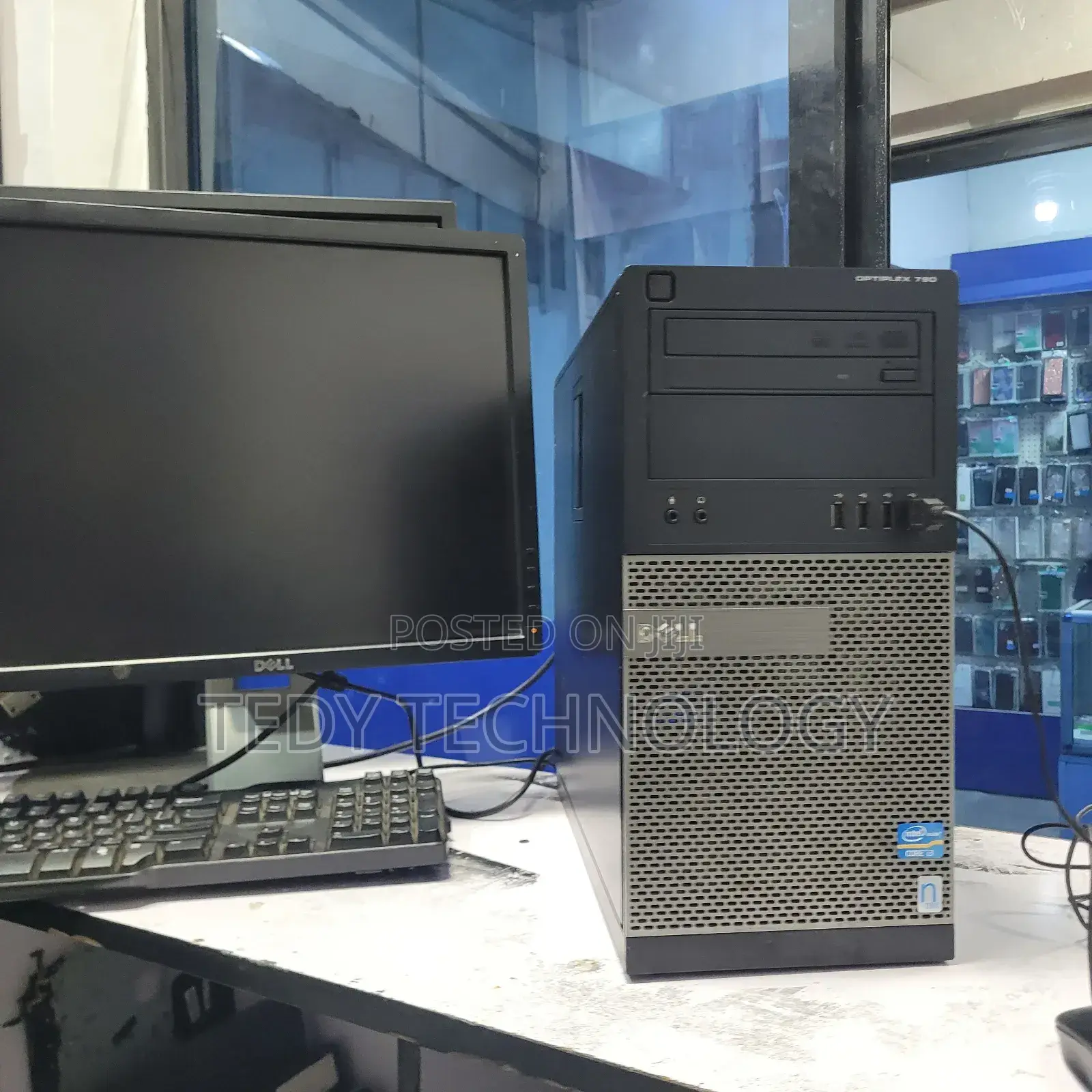 Desktop Computer Dell OptiPlex 7010 4GB Intel Core i3 HDD 500GB