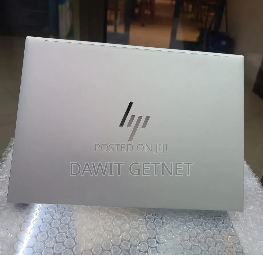 New Laptop HP EliteBook 830 G9 16GB Intel Core i5 SSD 512GB