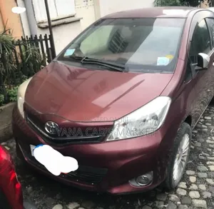 Toyota Yaris 2012