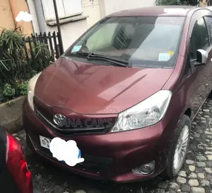 Toyota Yaris 2012