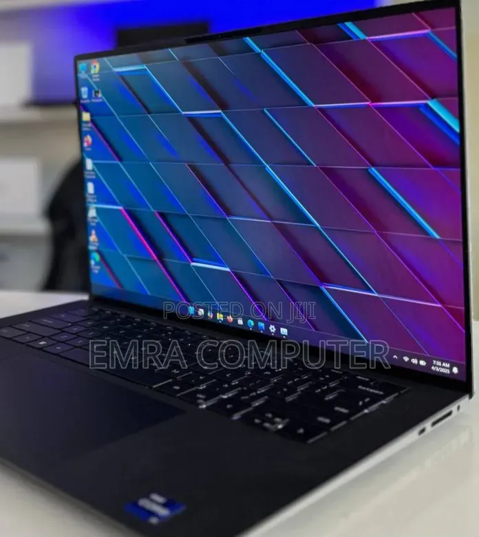 New Laptop Dell Precision 5570 32GB Intel Core i9 SSD 1T