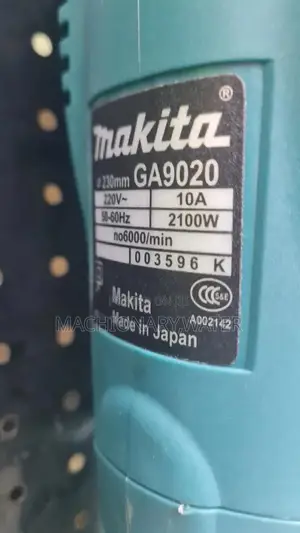 Makita Angle Grinder 2100watt