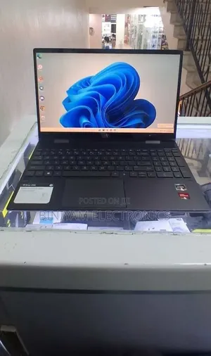 New Laptop HP Envy x360 24GB AMD Ryzen 7 SSD 512GB
