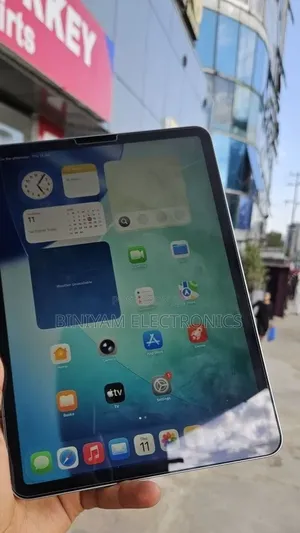 New Apple iPad Pro 128 GB Silver