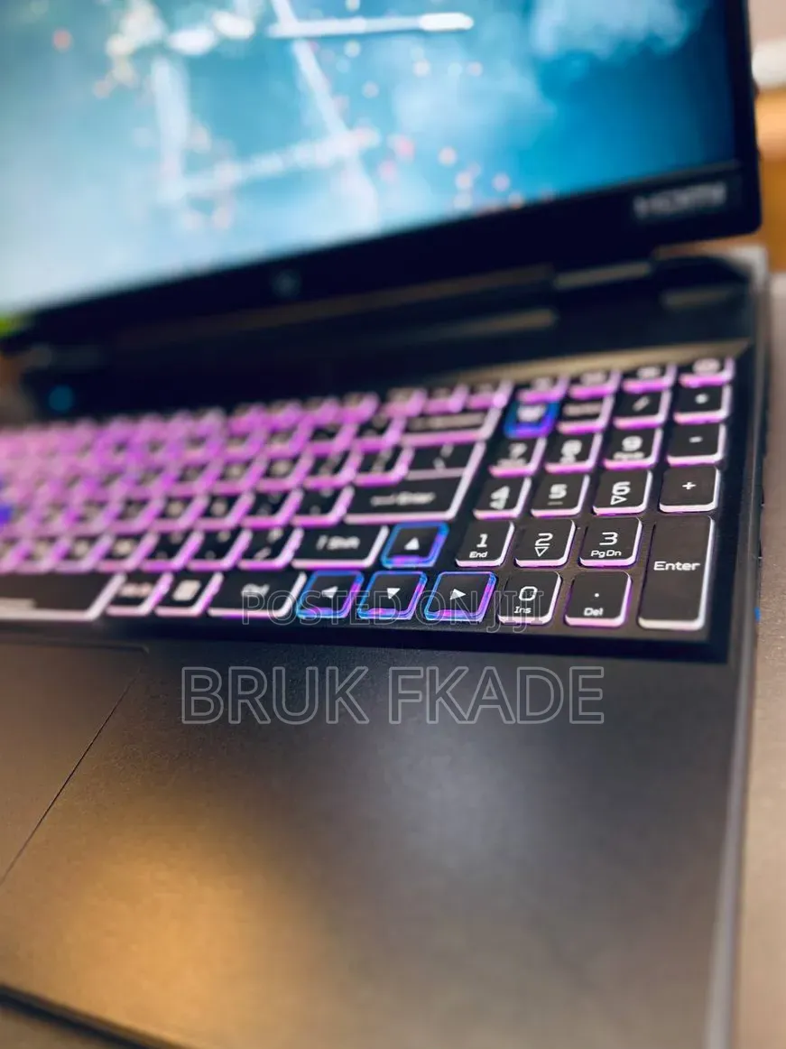 New Laptop Acer Predator Helios Neo 16 16GB Intel Core i9 SSD 1T