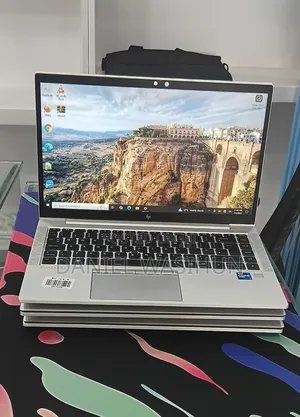 New Laptop HP EliteBook 840 G8 16GB Intel Core i7 SSD 1T