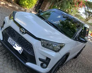 Toyota Raize 2022 White