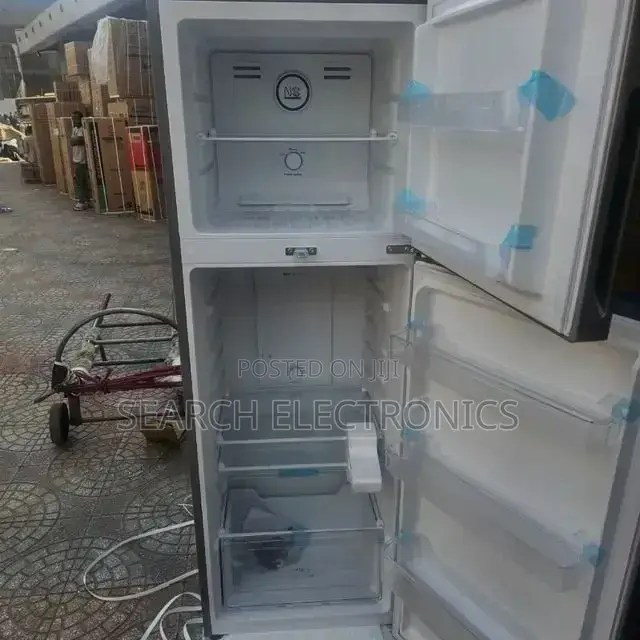 Cando 520l Refrigerator