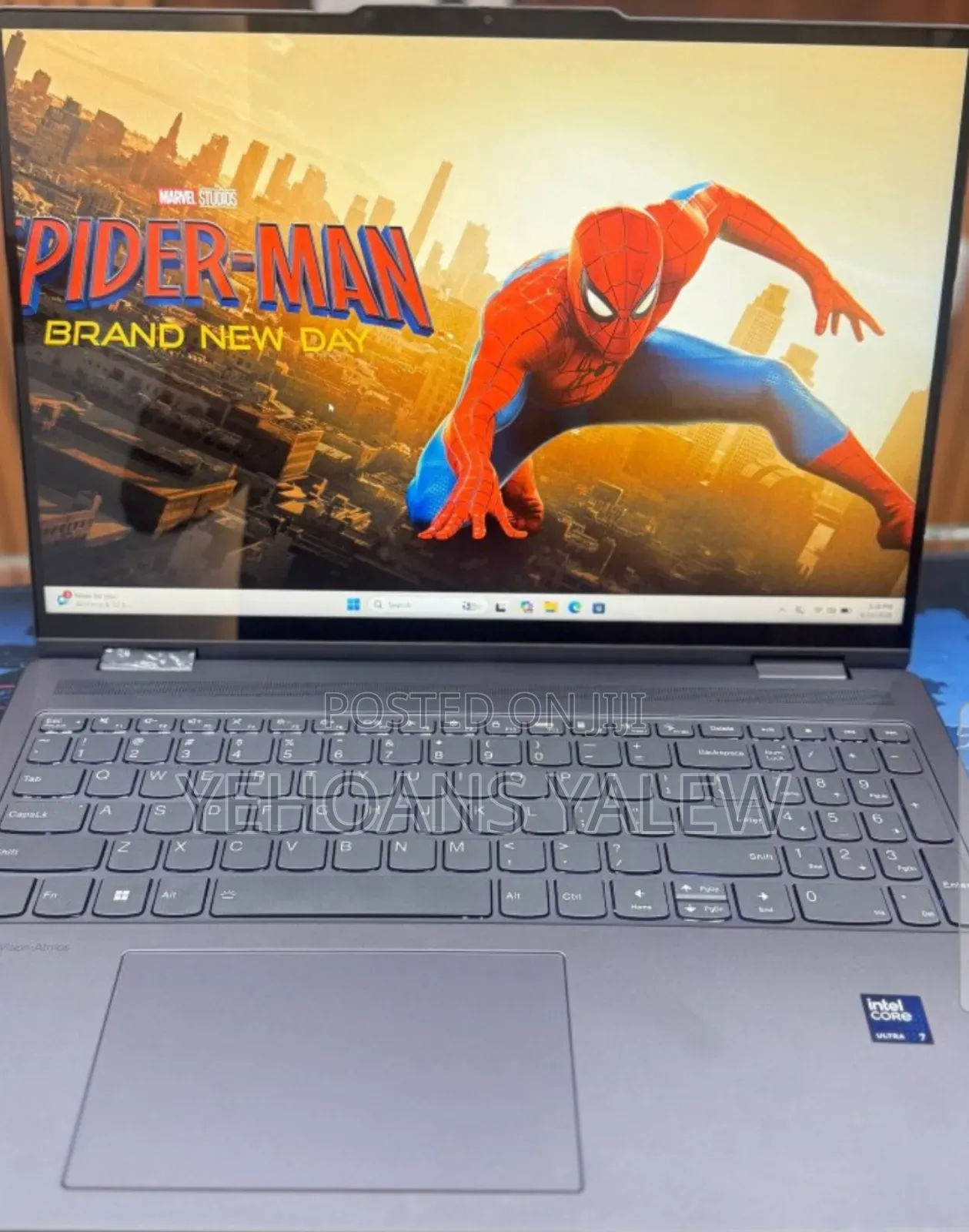 New Laptop Lenovo Yoga 700 16GB Intel Core Ultra 7 SSD 512GB