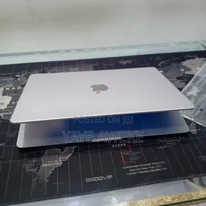 New Laptop Apple MacBook Pro 2019 32GB Intel Pentium SSD 512GB