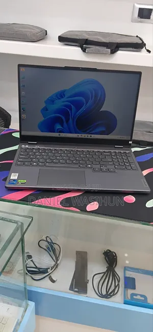 New Laptop Lenovo Legion 5 16GB Intel Core i7 SSD 1T