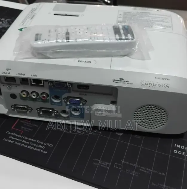 Brand New Epson Projector Eb-X39