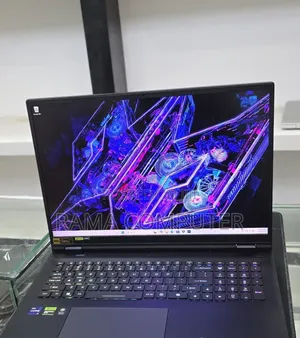 New Laptop Acer Predator Helios 16 32GB Intel Core i9 SSD 1T