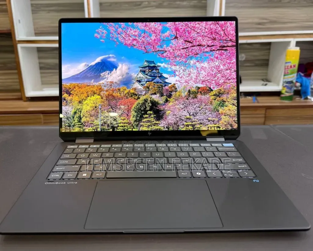 New Laptop HP OmniBook Ultra Flip 14" 16GB Intel Core Ultra 7 SSD 1T
