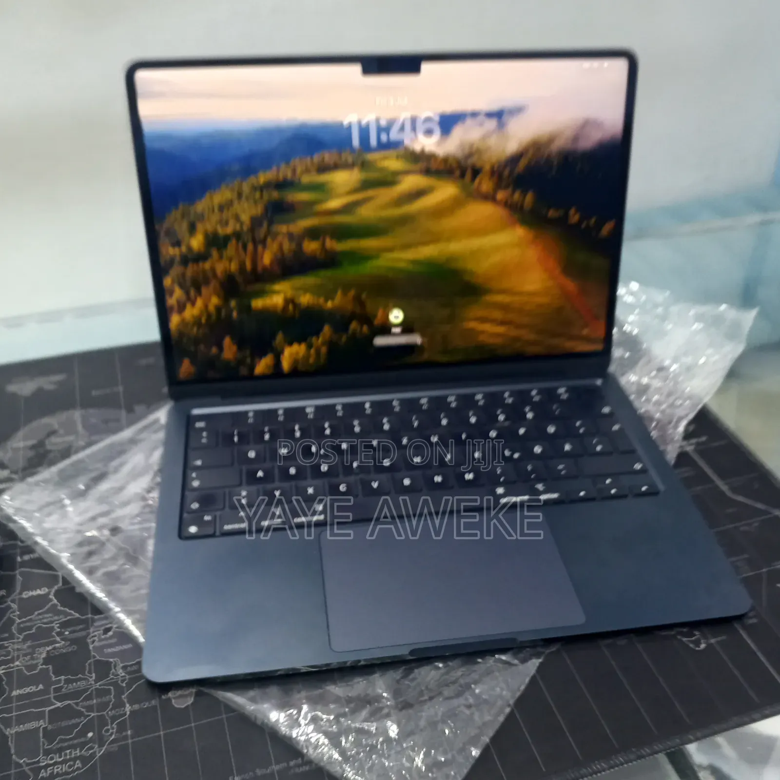 New Laptop Apple MacBook Air 2022 M2 16GB Apple M2 SSD 512GB
