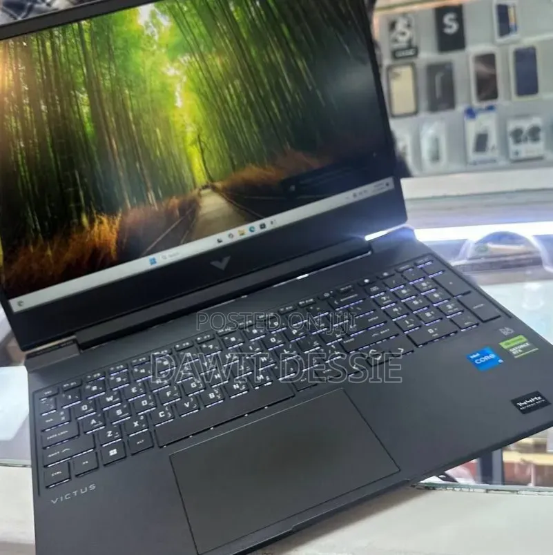 New Laptop HP 16GB Intel Core i5 SSD 512GB