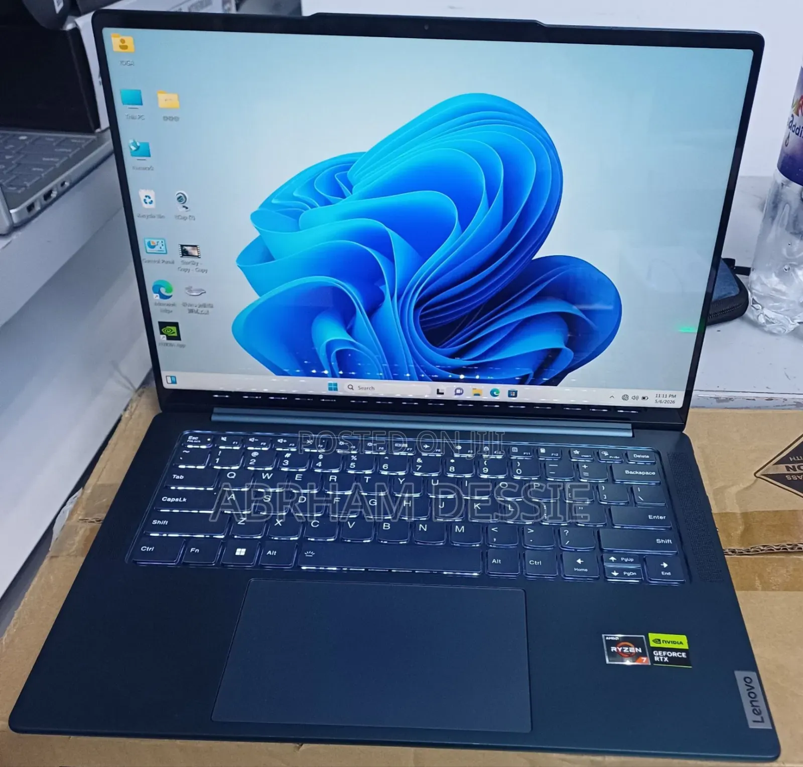 New Laptop Lenovo 16GB AMD Ryzen 7 SSD 512GB
