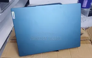 New Laptop Lenovo 16GB AMD Ryzen 7 SSD 512GB