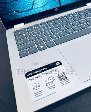 New Laptop HP OmniBook 5 Flip 16GB Intel Core 7 SSD 512GB
