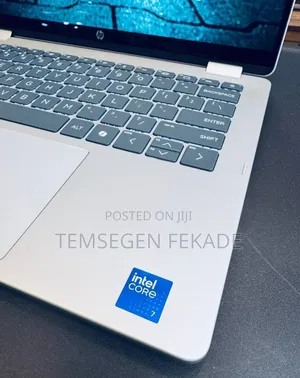 New Laptop HP OmniBook 5 Flip 16GB Intel Core 7 SSD 512GB