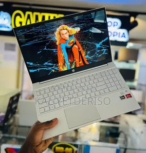 New Laptop HP Pavilion 14 16GB AMD Ryzen 5 SSD 512GB