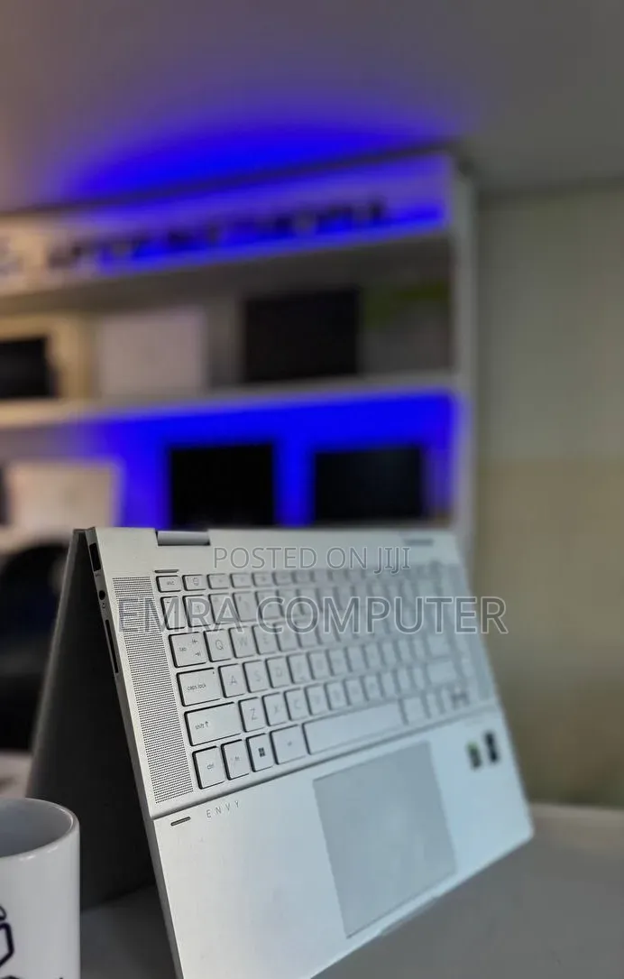 New Laptop HP 16GB Intel Core i7 SSD 1T