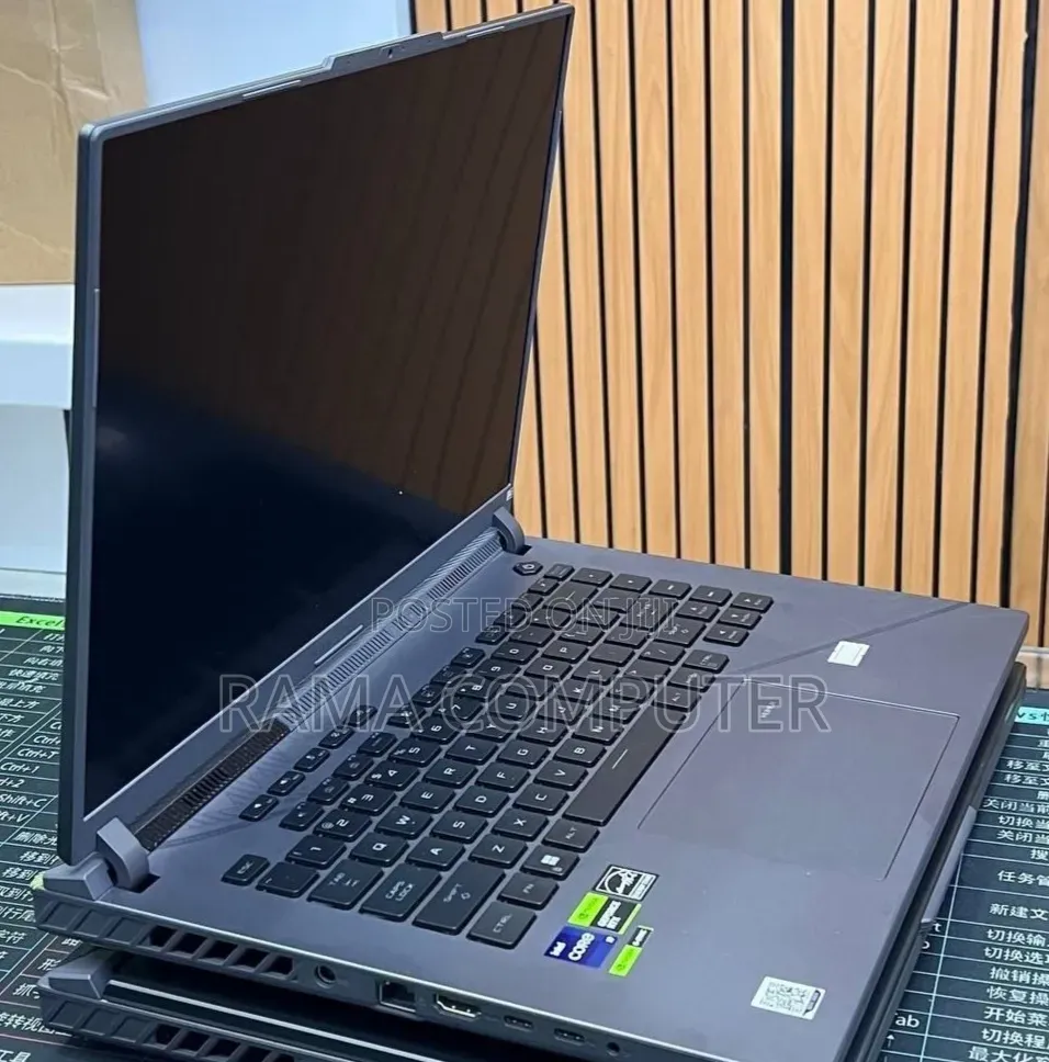 New Laptop Asus ROG Strix G15 16GB Intel Core i9 SSD 1T