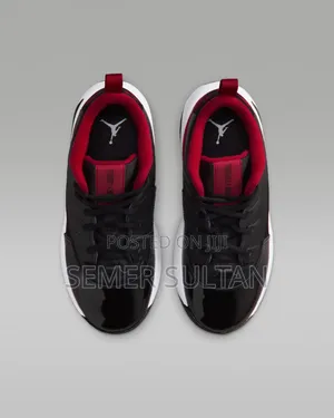 Jordan Max Aura 7
