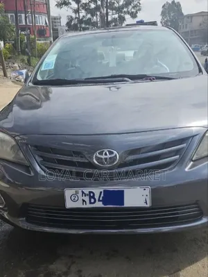 Toyota Corolla 2012 Gray