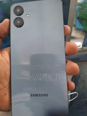 New Samsung Galaxy A06 64 GB Black