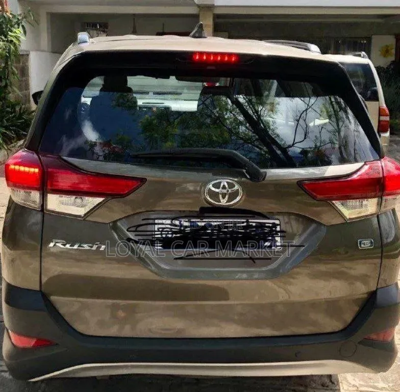 Toyota Rush 2021 Ivory