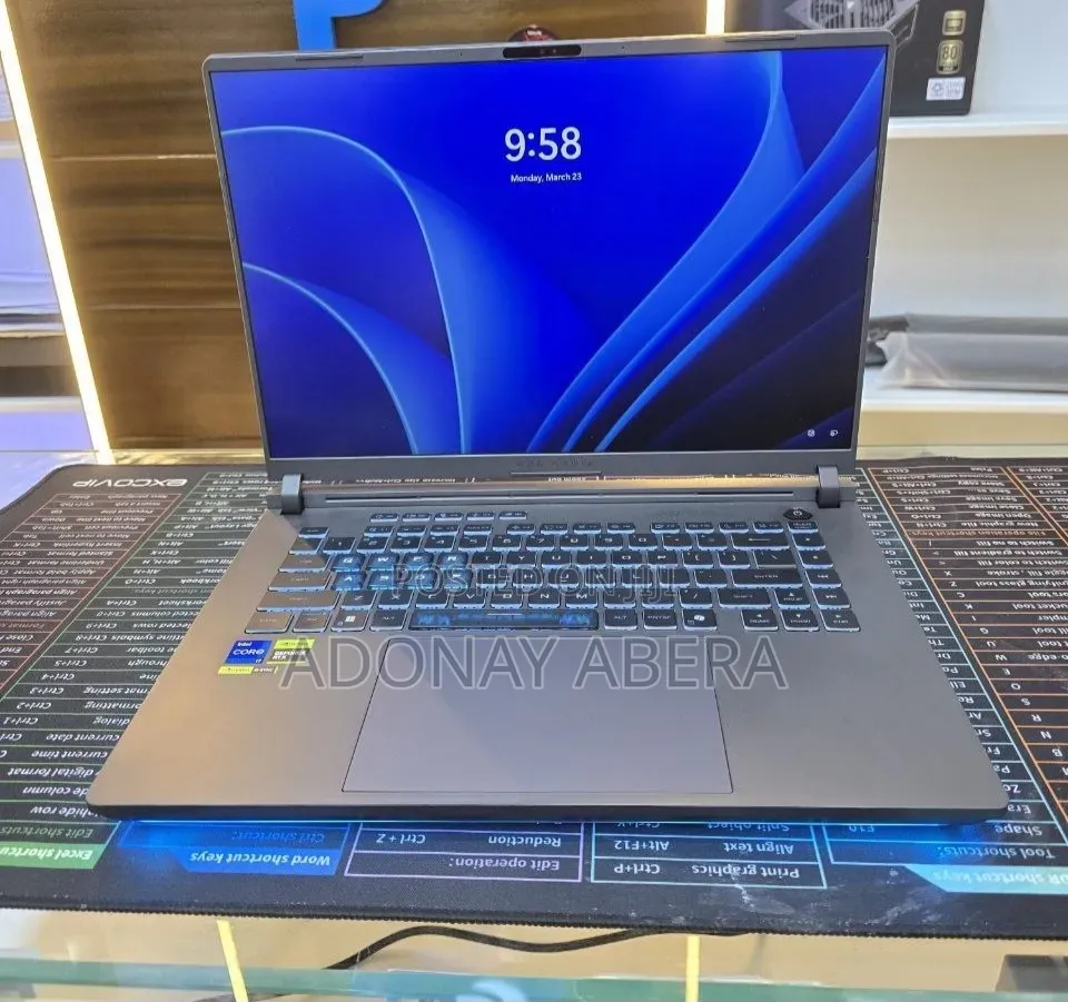 New Laptop Asus ROG Strix G18 40GB Intel Core i9 SSD 1T