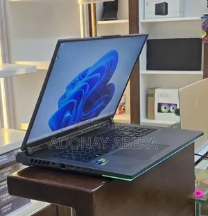 New Laptop Asus ROG Strix G18 40GB Intel Core i9 SSD 1T