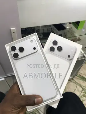 New Apple iPhone 17 Pro Max 256 GB Silver