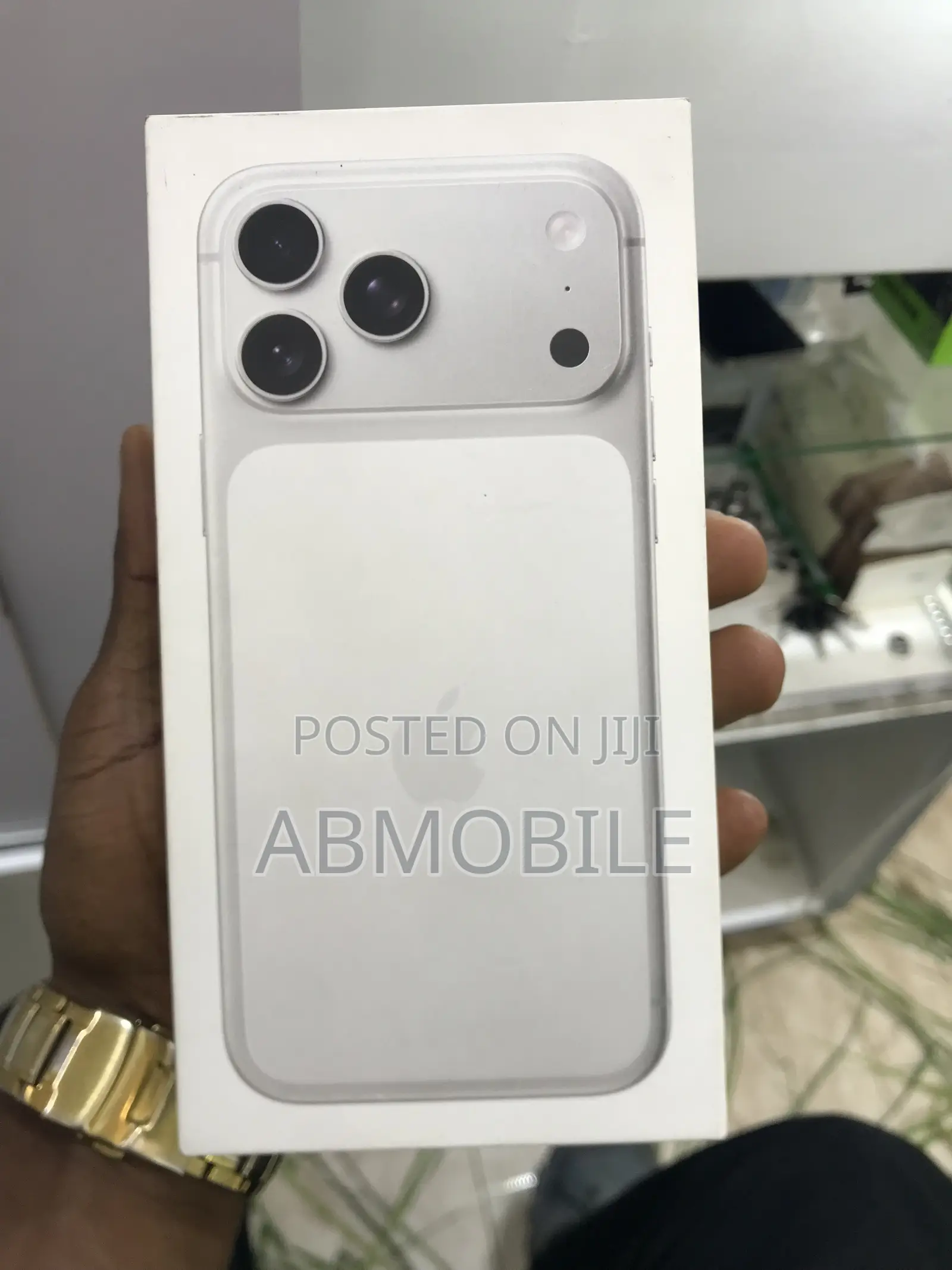 New Apple iPhone 17 Pro Max 256 GB Silver