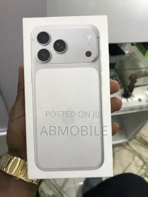 New Apple iPhone 17 Pro Max 256 GB Silver