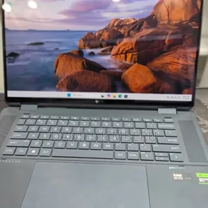 New Laptop HP Spectre 32GB Intel Core Ultra 7 SSD 1T