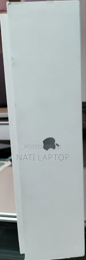 New Laptop Apple MacBook Air 2025 M4 16GB Apple M4 SSD 512GB