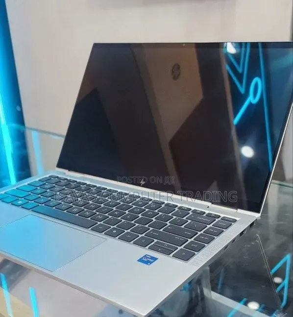 New Laptop HP EliteBook 1040 G8 16GB Intel Core i7 SSD 512GB