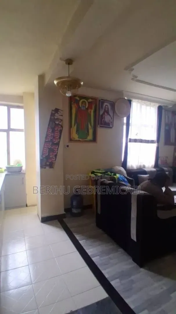 1bdrm Condo in ኣያት, Bole for sale