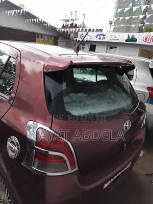 Toyota Yaris 2010 Burgundy