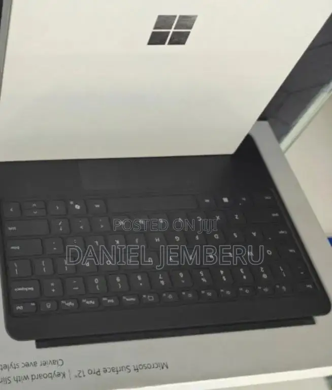 New Microsoft Surface Pro 11th Edition, a Copilot+ PC 16GB SSD 512GB