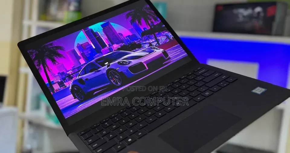 New Laptop Apple 8GB Intel Core i7 SSD 256GB