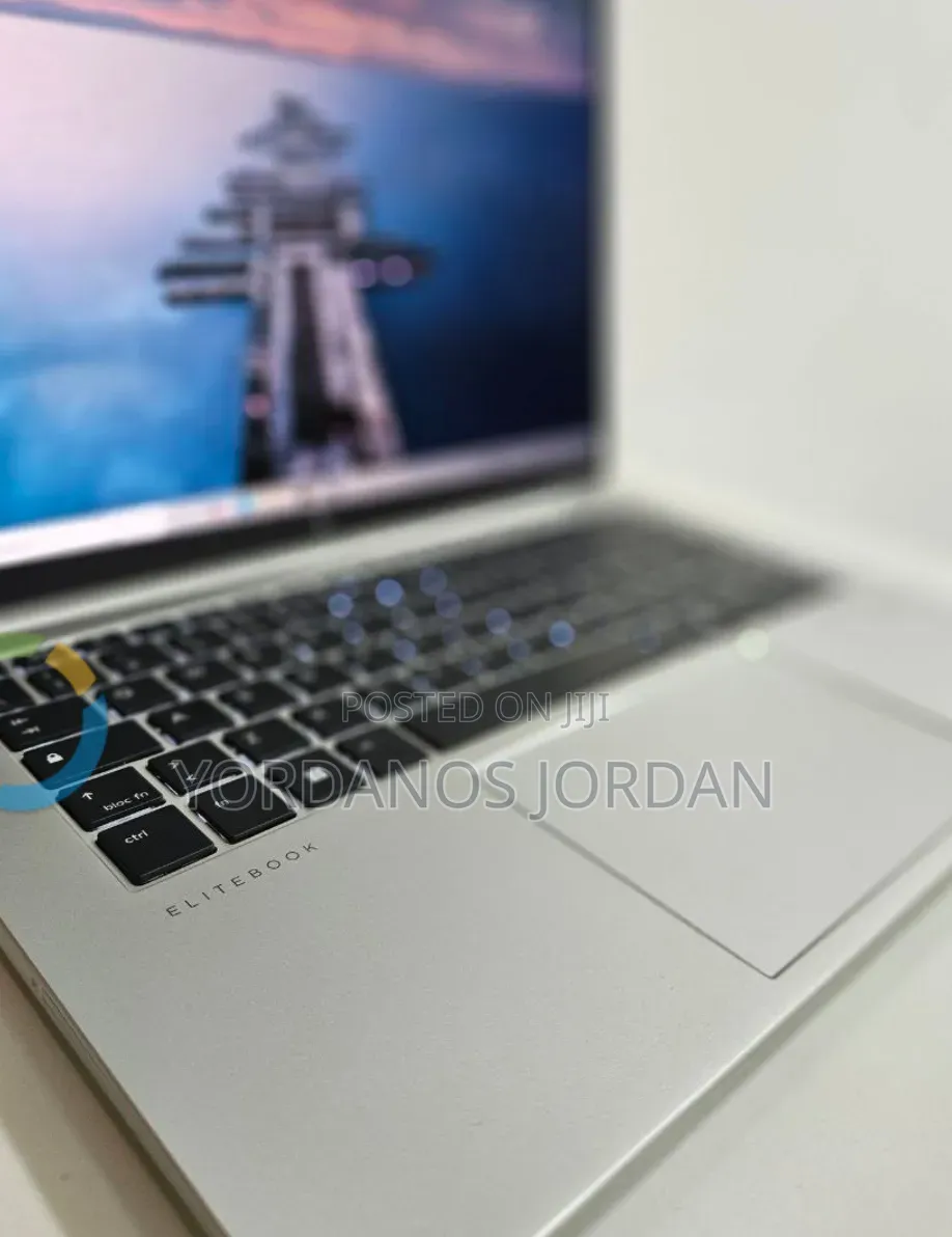 New Laptop HP EliteBook 840 G11 16GB Intel Core Ultra 7 SSD 512GB