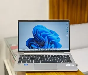 New Laptop HP ProBook 440 G10 16GB Intel Core i7 SSD 1T