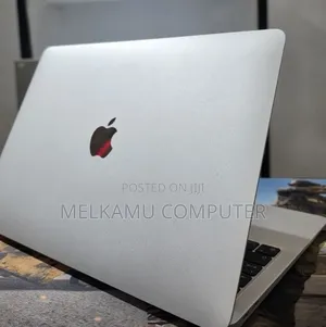 New Laptop Apple MacBook Air 2020 M1 8GB Apple M1 SSD 256GB