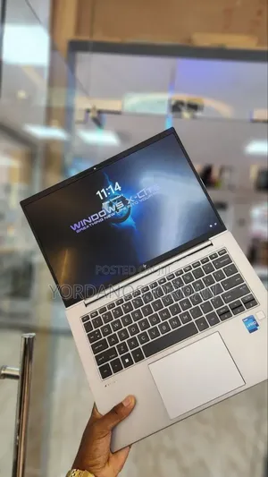 New Laptop HP ZBook 14 16GB Intel Core i7 SSD 512GB