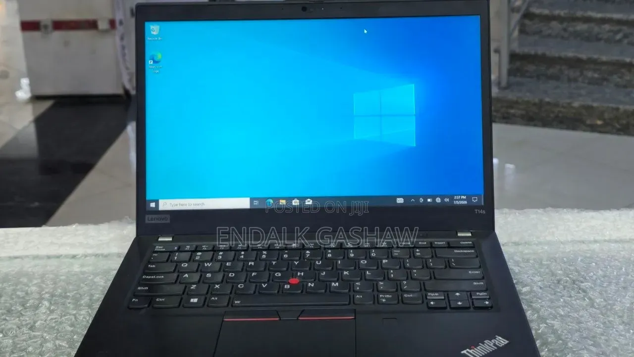 New Laptop Lenovo ThinkPad T14s Gen 1 16GB AMD Ryzen 5 SSD 512GB
